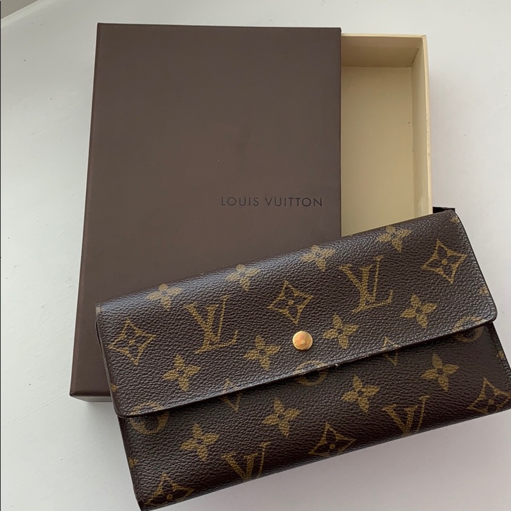 Louis Vuitton Porte Tresor International Wallet